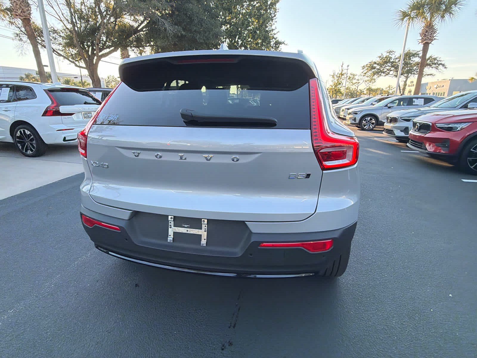 Used 2025 Volvo XC40 B5 Ultra AWD/4WD image 14