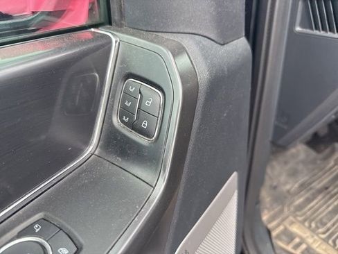 Used 2024 Ford F150 Lariat AWD/4WD image 15