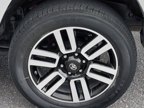 Used 2021 Toyota 4Runner Limited image 10