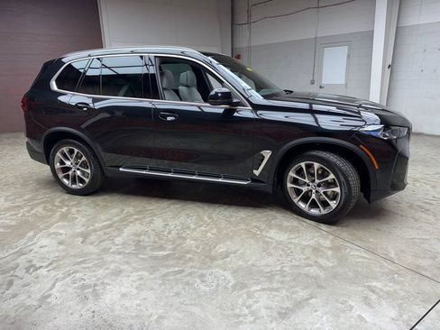 Used 2026 BMW X5 xDrive40i AWD/4WD image 6