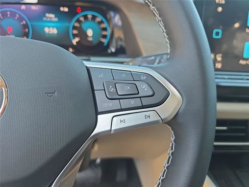 New 2026 Volkswagen Atlas SE image 23