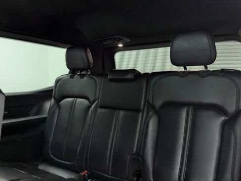 Used 2022 Jeep Wagoneer Series II image 18