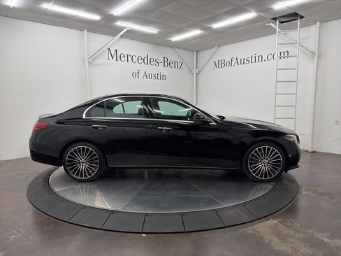 Used 2026 Mercedes-Benz C 300 Sedan image 8