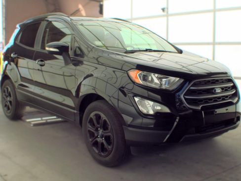 Used 2020 Ford EcoSport SE FWD image 3