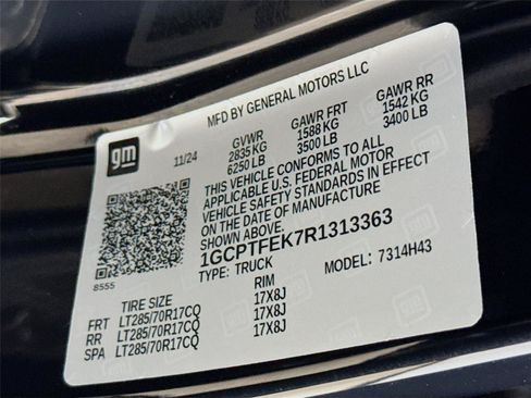 Used 2024 Chevrolet Colorado ZR2 AWD/4WD image 33
