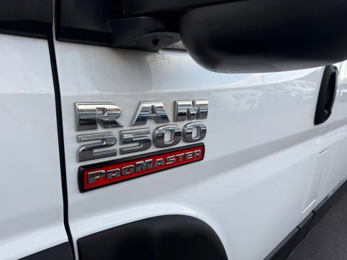 Used 2021 RAM ProMaster 2500 FWD image 10