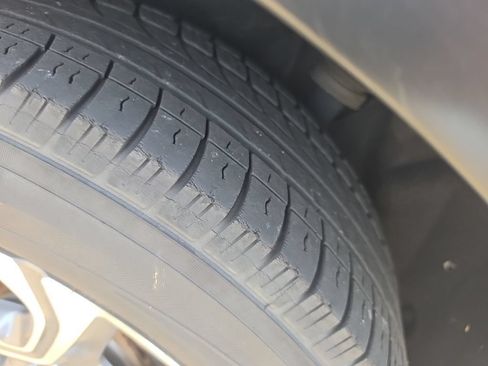 Used 2019 Honda CR-V EX-L image 11