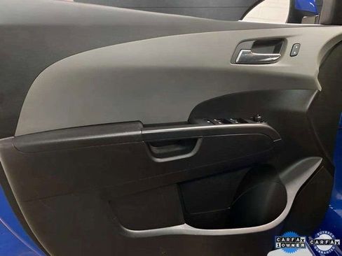 Used 2016 Chevrolet Sonic LT image 29
