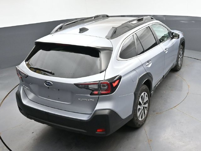 Used 2025 Subaru Outback Premium AWD/4WD image 40