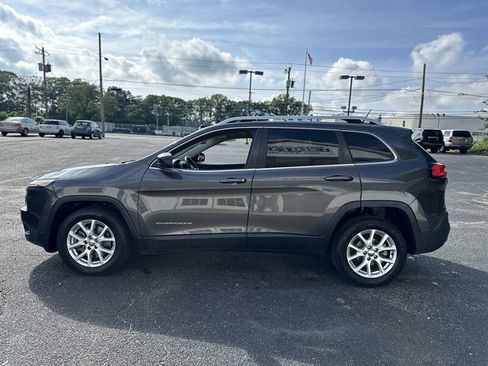 Used 2014 Jeep Cherokee Latitude FWD image 5