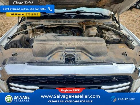 Used 2022 RAM 2500 Tradesman w/ Chrome Appearance Group AWD/4WD image 16