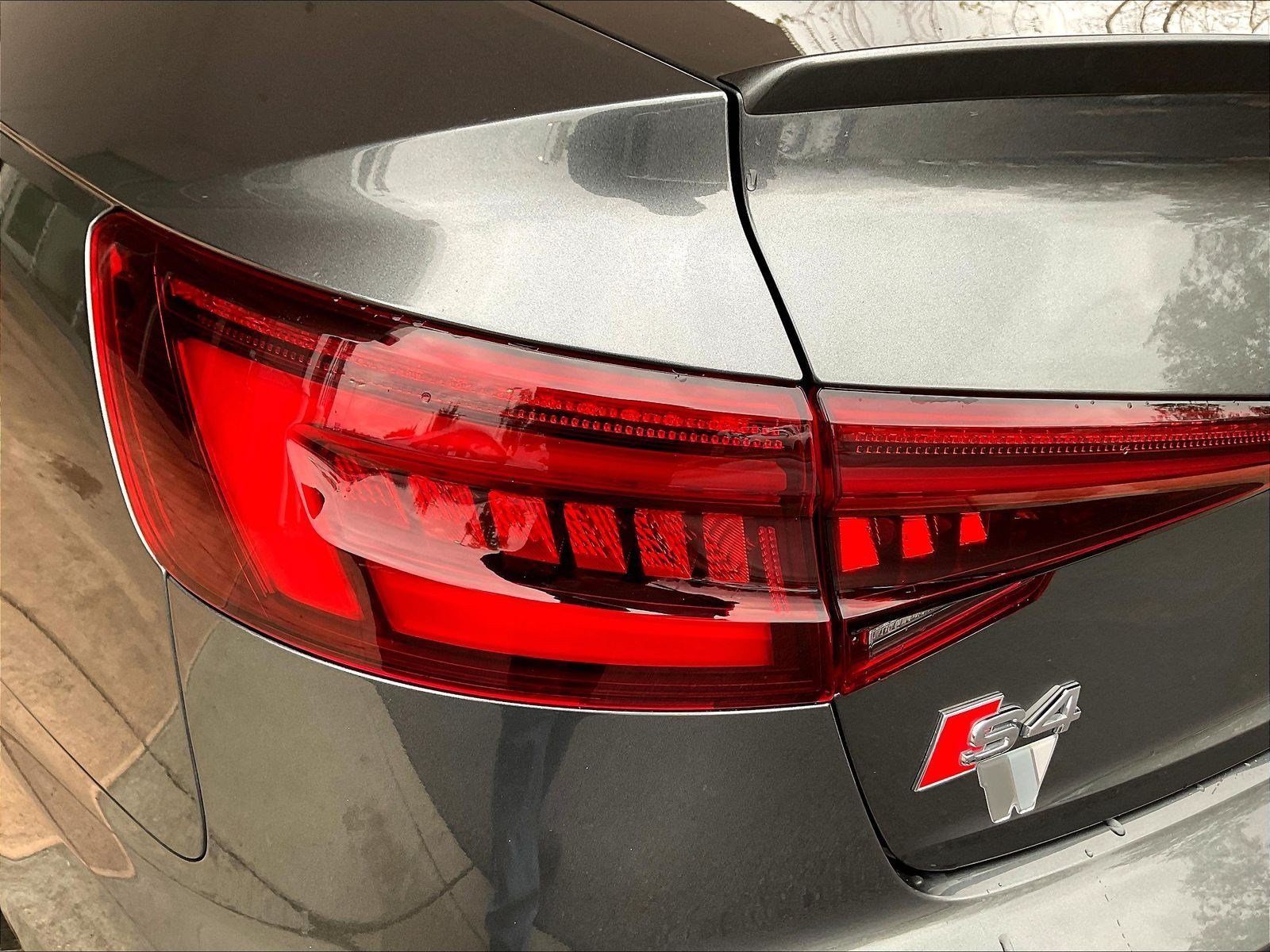 Used 2019 Audi S4 Premium Plus w/ Premium Plus Package AWD/4WD image 23