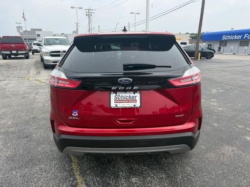 Certified 2024 Ford Edge SEL w/ Convenience Package AWD/4WD image 9