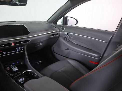Used 2023 Hyundai Sonata SEL Plus w/ Cargo Package image 37