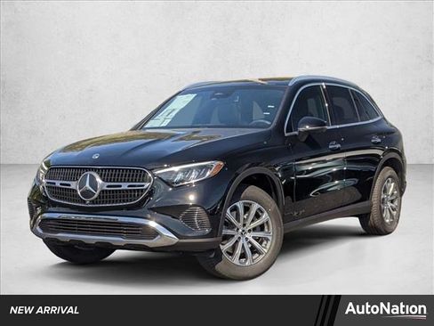 Used 2026 Mercedes-Benz GLC 300 4MATIC image 1