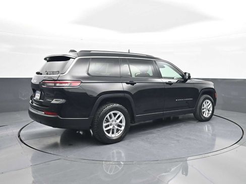 Used 2023 Jeep Grand Cherokee L Laredo image 9