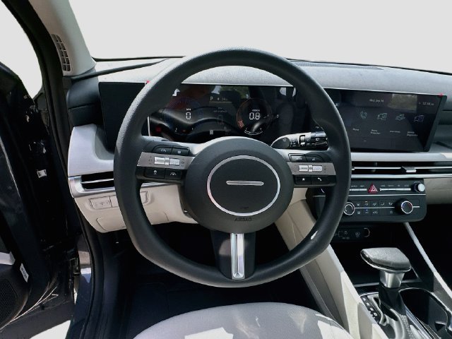 New 2026 Hyundai Tucson SE FWD image 11