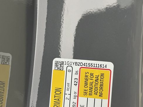 Certified 2025 Chevrolet Corvette Stingray Preferred Cpe w/ Z51 Performance Package image 32