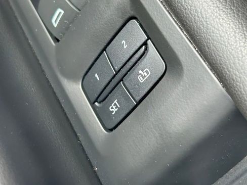 Used 2021 GMC Yukon AT4 w/ AT4 Premium Plus Package image 25