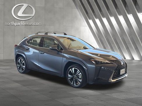 Certified 2026 Lexus UX 300h AWD w/ Accessory Package (Z2) image 5