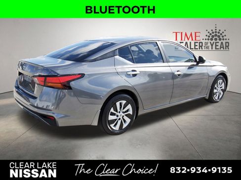 Used 2024 Nissan Altima 2.5 S FWD image 7