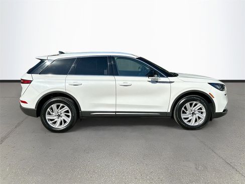 Used 2021 Lincoln Corsair FWD image 8