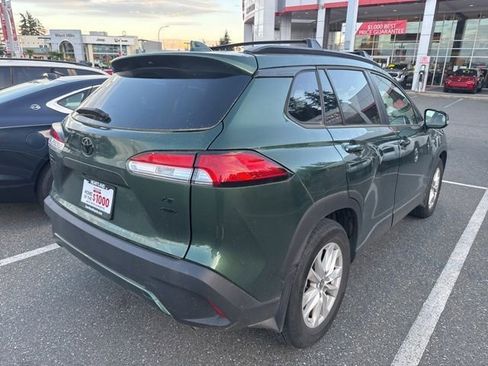 Used 2023 Toyota Corolla Cross LE w/ Moonroof Package image 8