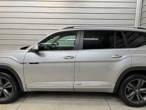 Used 2022 Volkswagen Atlas SEL R-Line AWD/4WD image 7
