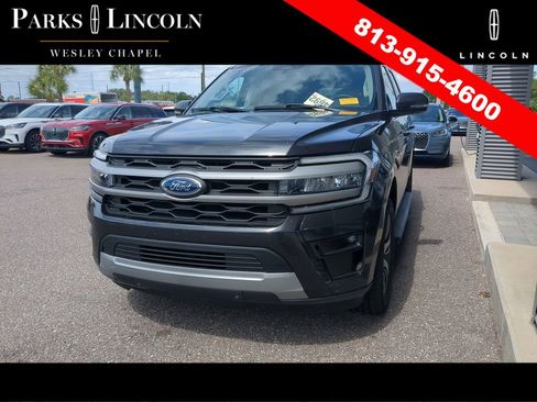 Used 2024 Ford Expedition XLT RWD image 4