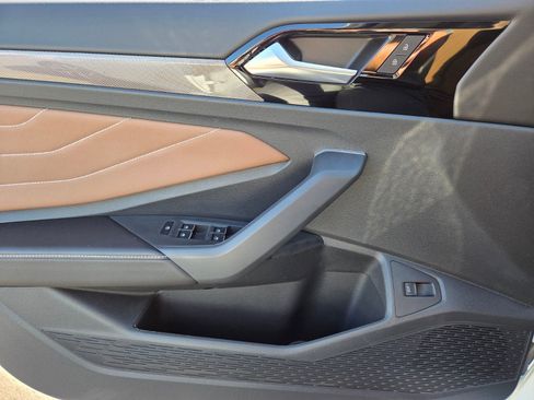 New 2026 Volkswagen Jetta SEL FWD image 10