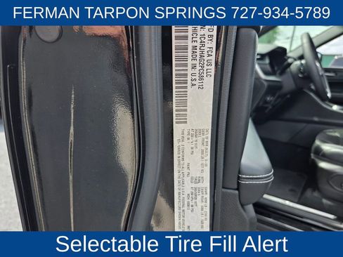 Used 2023 Jeep Grand Cherokee Altitude AWD/4WD image 22