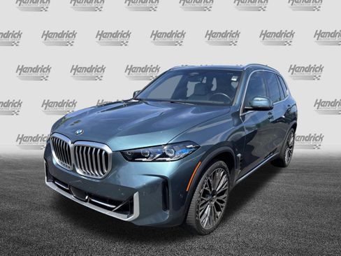 Used 2024 BMW X5 xDrive40i w/ Premium Package AWD/4WD image 8