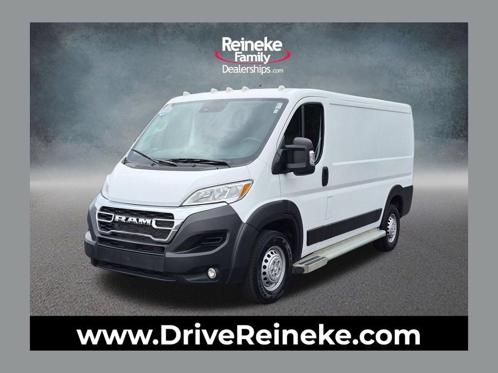 Used 2025 RAM ProMaster 2500 w/ U-Haul Equipment Group FWD image 1