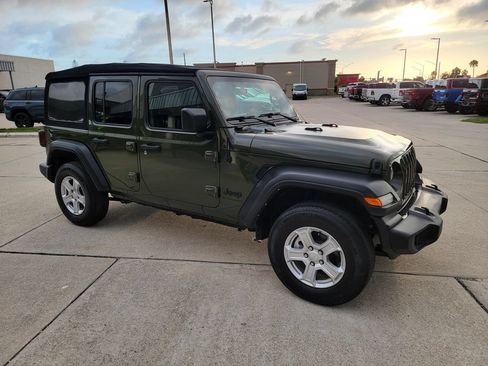 Used 2023 Jeep Wrangler Unlimited Sport AWD/4WD image 7