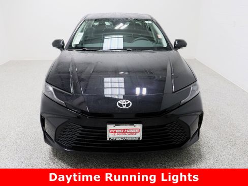 Used 2026 Toyota Camry LE image 3