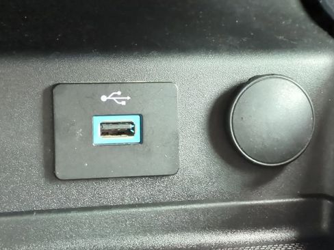 Used 2018 Ford Fusion S w/ Equipment Group 101A image 33