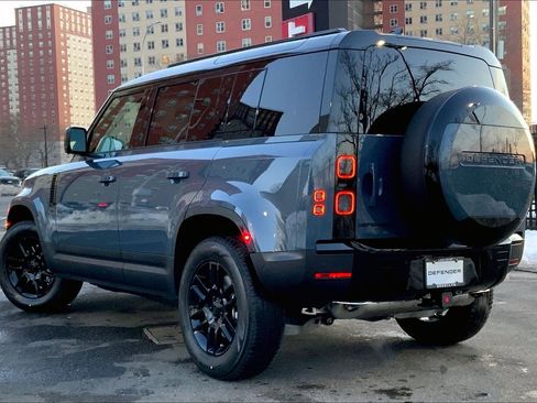 New 2026 Land Rover Defender 110 S image 12