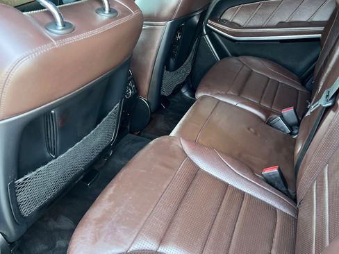 Used 2016 Mercedes-Benz GL 63 AMG 4MATIC image 12