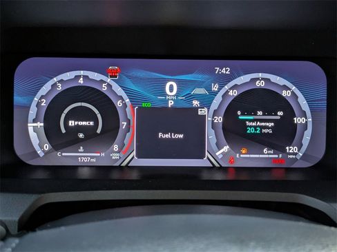 Certified 2025 Toyota 4Runner TRD Off-Road Premium image 29