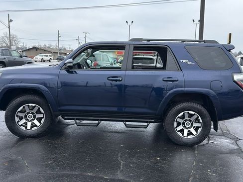 Certified 2020 Toyota 4Runner TRD Off-Road Premium image 4