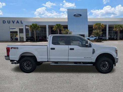 Used 2018 Ford F250 XLT w/ FX4 Off-Road Package AWD/4WD image 3