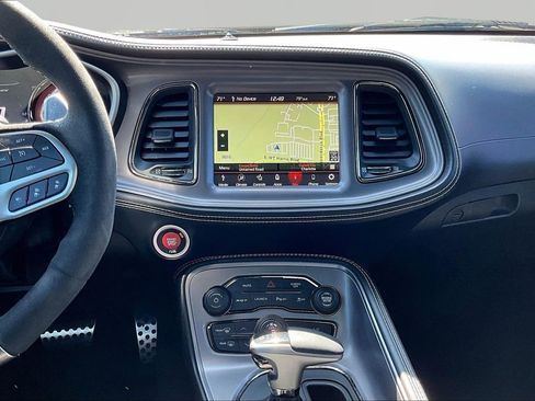 Used 2023 Dodge Challenger SRT Hellcat w/ Driver Convenience Group image 9