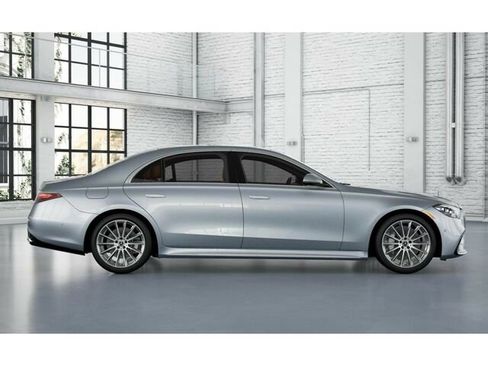 New 2026 Mercedes-Benz S 580 4MATIC Sedan image 17