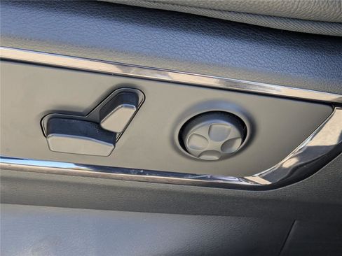 Certified 2025 RAM 1500 Limited image 20