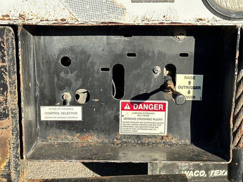 Used 2011 RAM 5500 2WD Regular Cab w/ ST Decor Group image 20