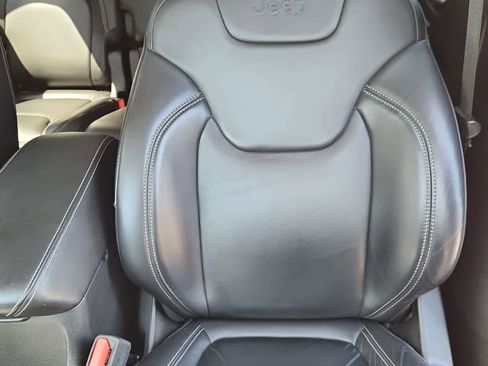 Certified 2017 Jeep Cherokee Limited AWD/4WD image 14