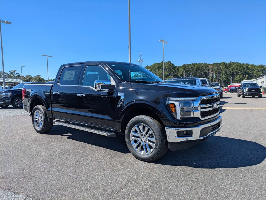 New 2026 Ford F150 Lariat w/ Equipment Group 501A Mid AWD/4WD image 2