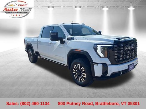 Certified 2025 GMC Sierra 3500 Denali Ultimate w/ Snow Plow Prep/Camper Package AWD/4WD image 9
