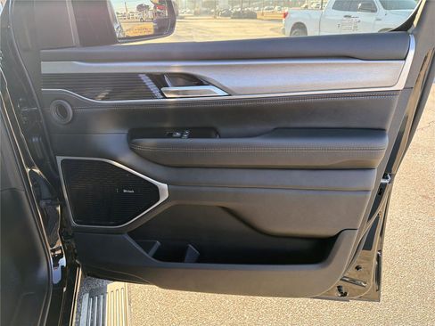 New 2026 Jeep Grand Wagoneer Limited image 15