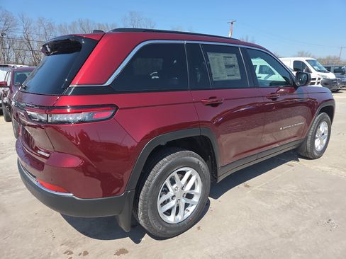 New 2026 Jeep Grand Cherokee Laredo X AWD/4WD image 16